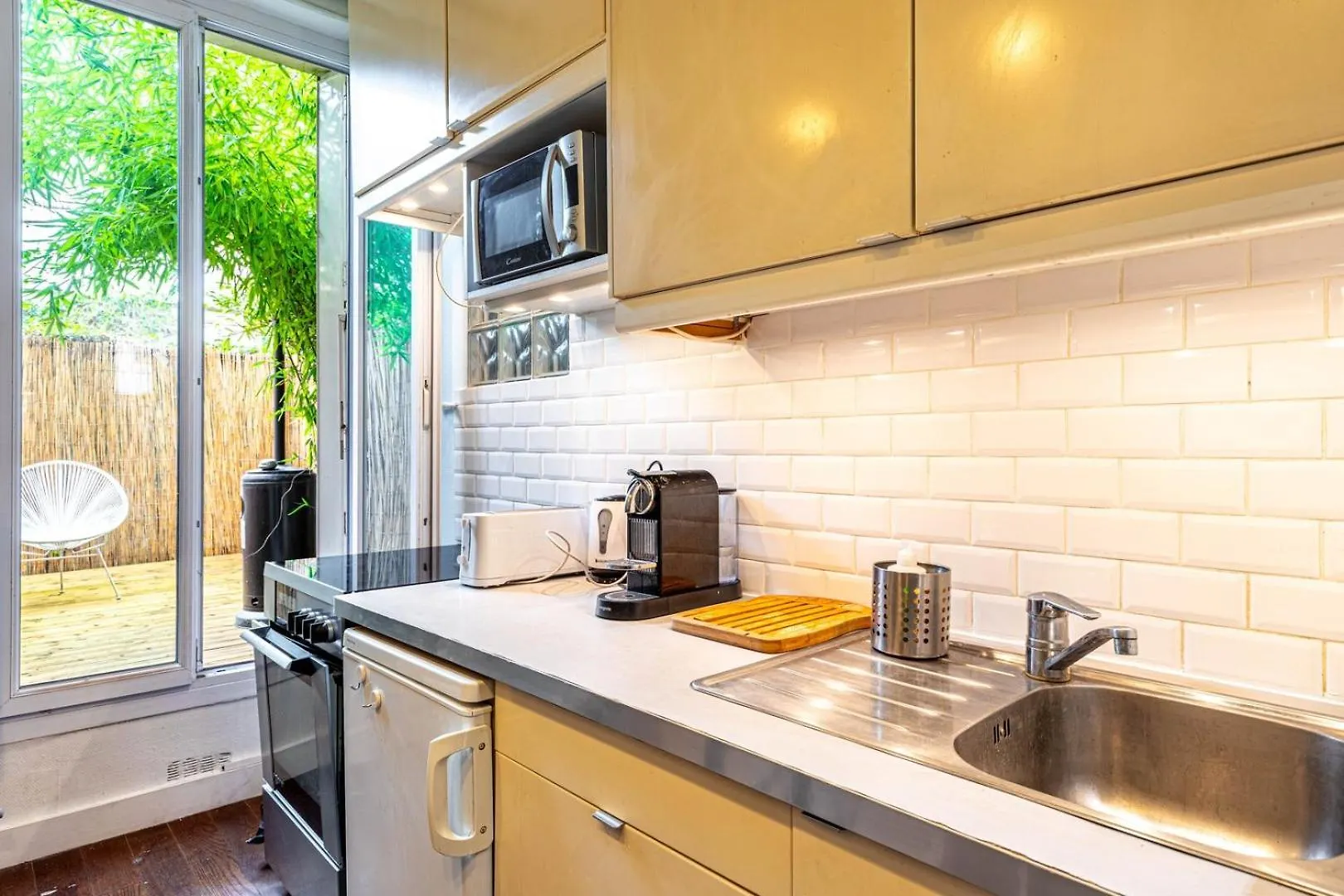Guestready - Parisian Retreat With A Courtyard Apartment